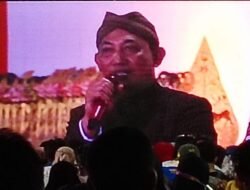 Pagelaran Wayang Semalam Suntuk Semarak Hut Bhayangkara ke 79