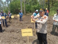 Polsek Kepulauan Seribu Selatan Bersama Stakeholders Laksanakan Penanaman Raya Jagung Serentak Kuartal IV di Pulau Tidung