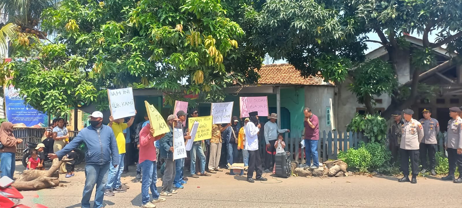PLN Ogah Bayar Tanah, Ahli Waris Unjuk