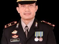 Langkah Sang Ayah: Keteladanan Kapolsek Paguyaman Iptu Juwari di Hari Ayah Nasional