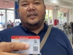 *Pemohon Apresiasi Pelayanan Satpas SIM Daan Mogot Polda Metro Jaya*