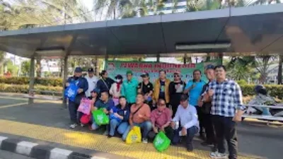PEWARNA DKI Jakarta Berbagi Takjil Buktikan Kasih Kristus Terhadap  Sesama