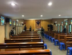 Brimob Polda Metro Sterilisasi Gereja Pastikan Paskah Aman*